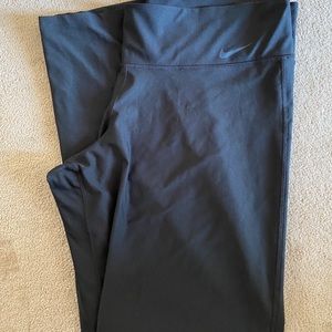 Plus size NIKE yoga pants 3x